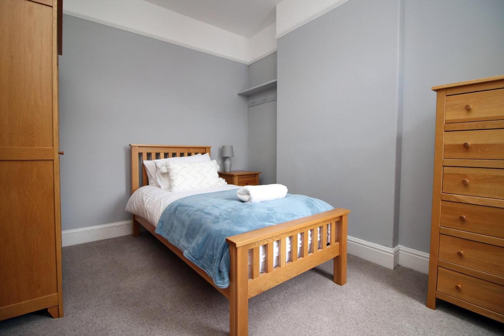 Quiet And Spacious 3 Bedroom 카디프 외부 사진